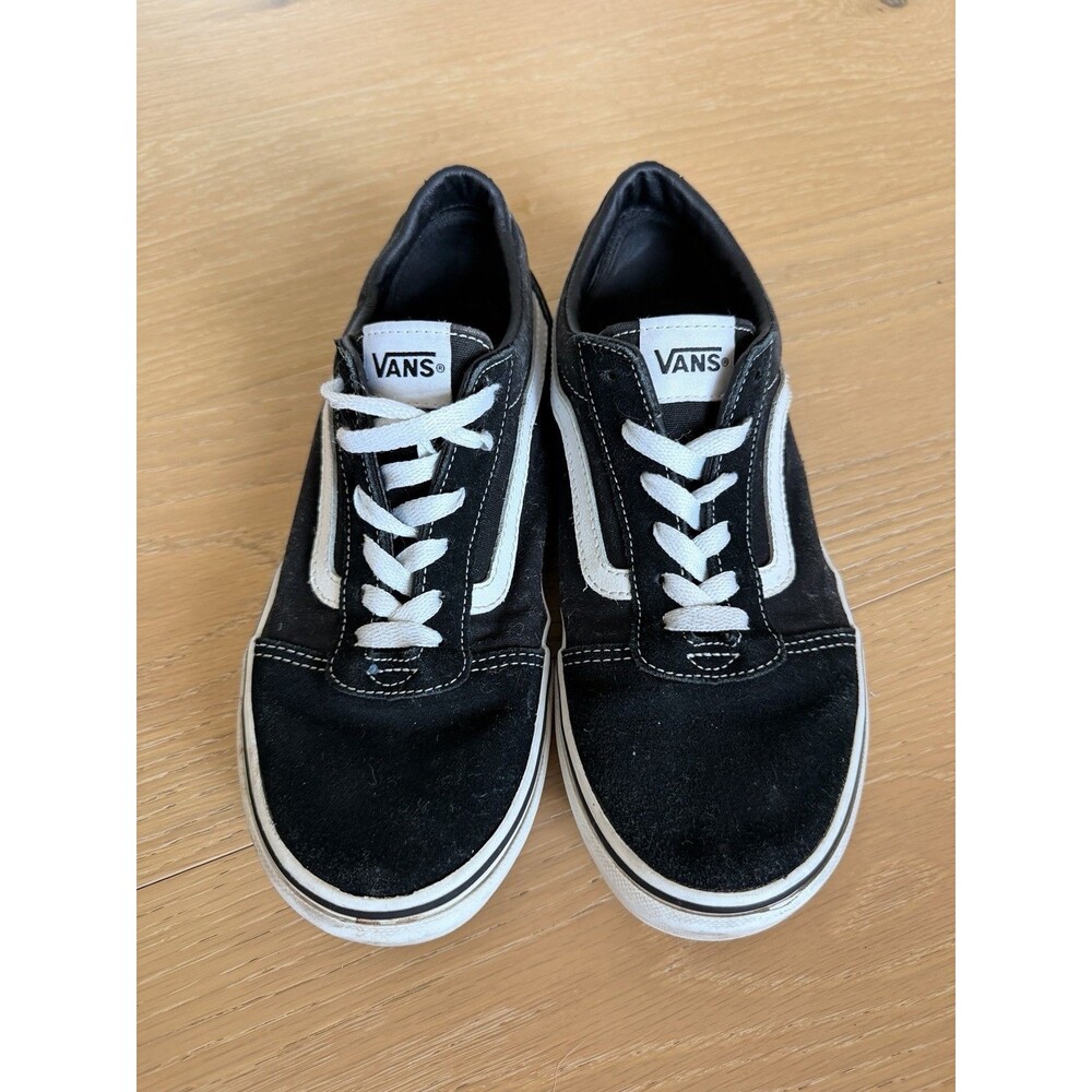 VANS Off The Wall Old Skool Youth Size 5.5 Black & White sneaker Shoes